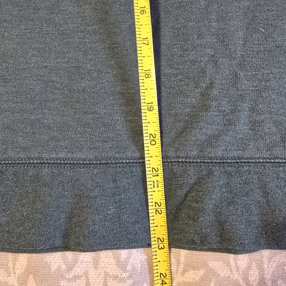 Eddie Bauer Women's Blue/Green Sweater - Picture 6 of 6